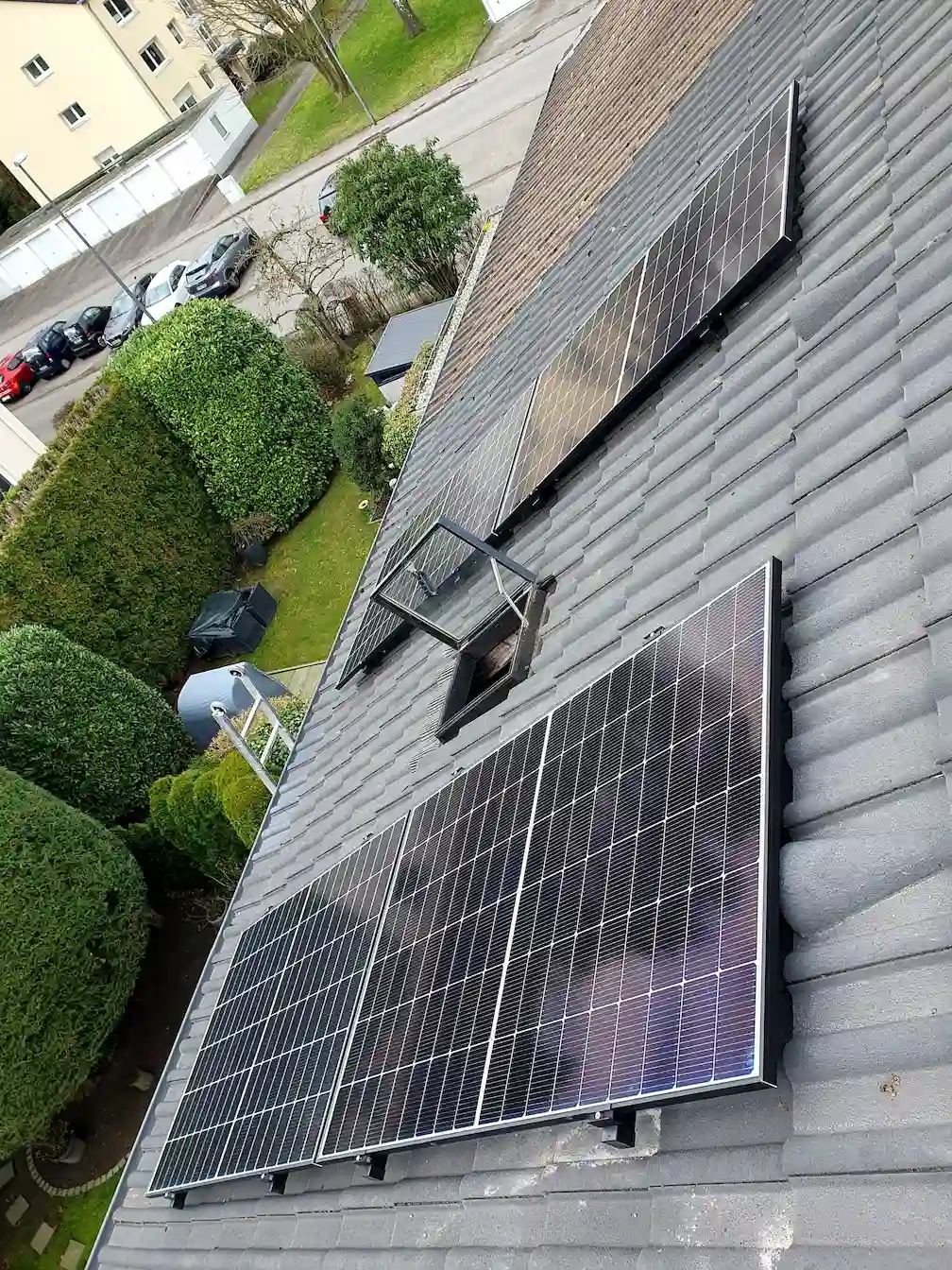 Balkonkraftwerk Satteldach in Aachen-Brand